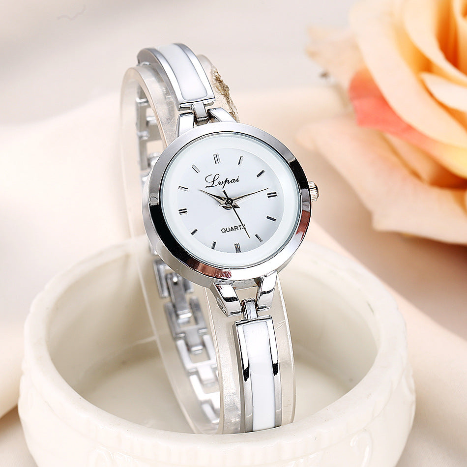 bracelet quartz watch